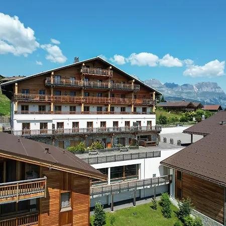 In With Mont Blanc Views * 孔布卢